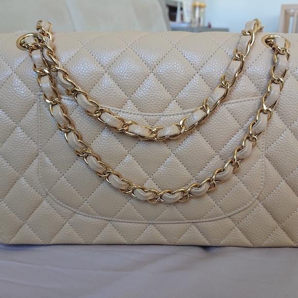 Chanel caviar classic flap bag medium beige GHW - Picture 9 of 12
